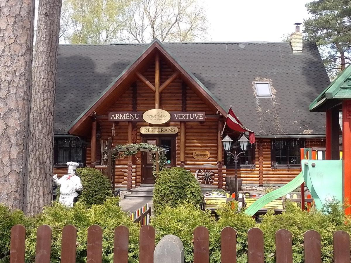 House, Garden & Sauna. Free Parking. Train Stop-200 M. Sea-1 Km. Jurmala Exterior photo