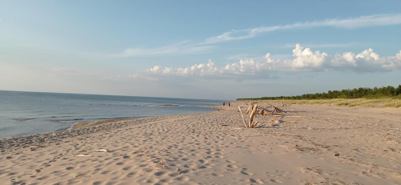House, Garden & Sauna. Free Parking. Train Stop-200 M. Sea-1 Km. Jurmala Exterior photo